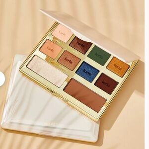 Tarte glamazon Amazonian clay eyeshadow palette